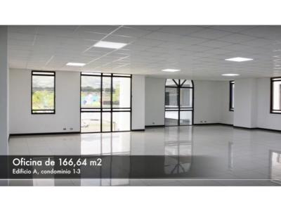 Alquiler Oficina 161 m² en Parque Empresarial en Santa Ana, 161 mt2