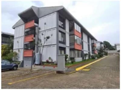 Venta de Apartamento en Condominio Saturno En La Uruca, 98 mt2, 2 recamaras