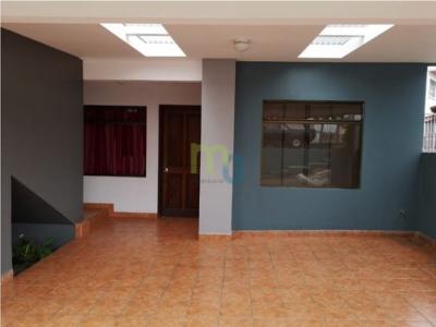 Venta de apartamento en Condominio en Zapote, 100 mt2, 3 recamaras