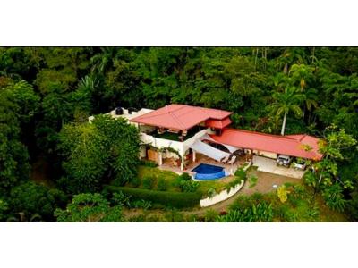Casa Bougainvillea in Dominicalito Heights, 3 recamaras