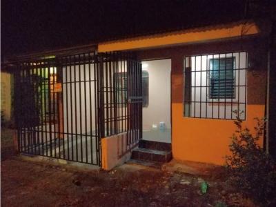Venta de casa en Los Almendros ,Barranca Puntarenas, 3 recamaras