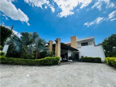 Vendo hermosa y exclusiva casa en condominio en La Guacima de Alajuela, 465 mt2, 4 recamaras