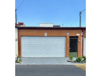 Se vende casa de un piso en San Diego de La Unión, 135 mt2, 3 recamaras