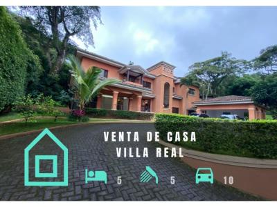 Venta de Casa en Villa Real, 430 mt2, 5 recamaras
