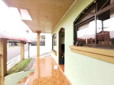 Casa Independiente en San Pedro de Santa Barbara de Heredia Hv , 160 mt2