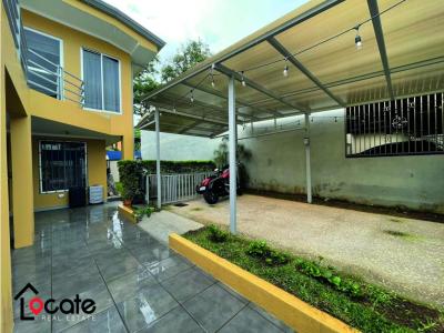 Amplia Casa! 4 habitaciones más oficina en Omega Tres Ríos, 260 mt2, 4 recamaras