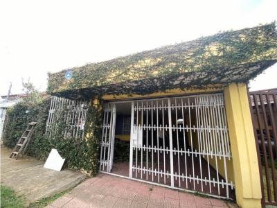 Venta casa en San Pedro, Montes de Oca, uso de suelo mixto (AD), 600 mt2, 6 recamaras