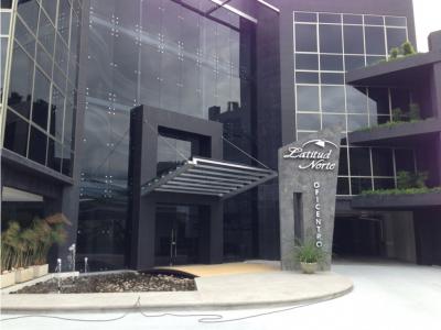 Alquiler oficina de 86 m2 (en  gris) Oficentro en Guachipelín, 86 mt2